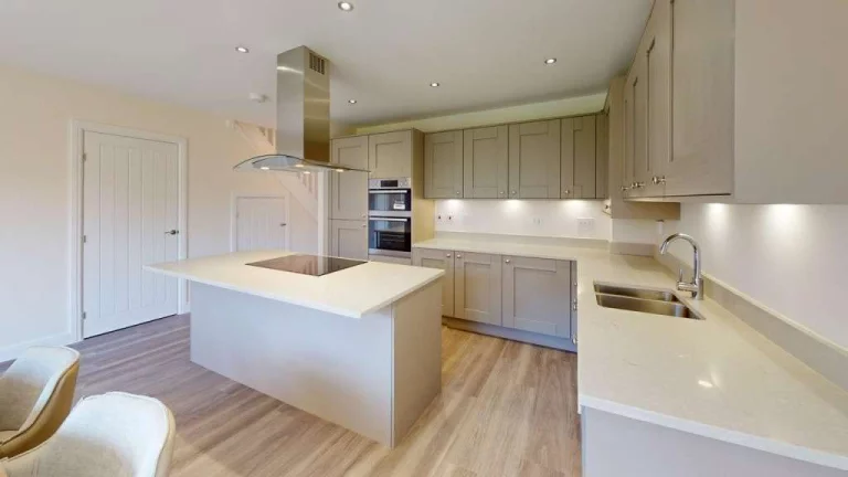 Image carousel 3547411 1770948088