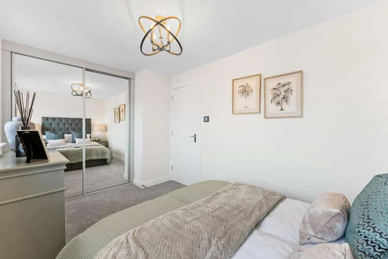 Image carousel 3549376 1771466468