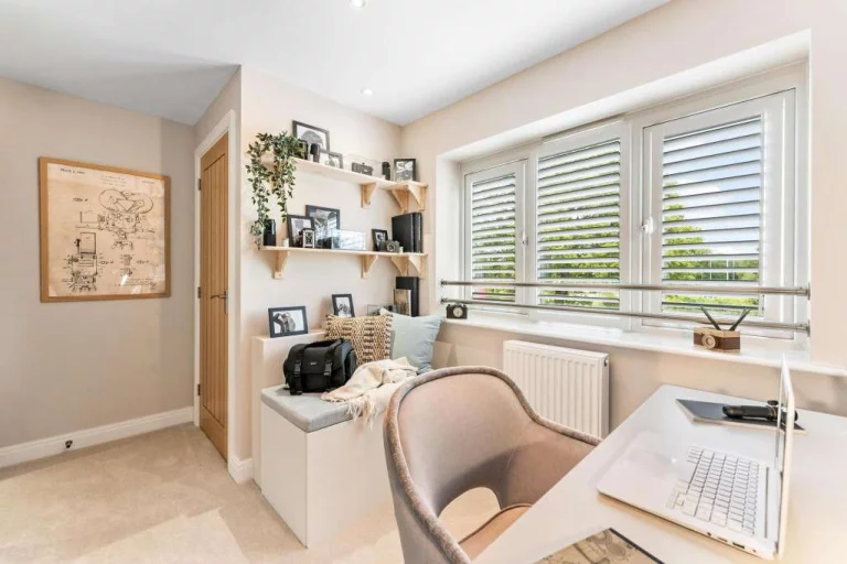 Image carousel 3555391 1772762500