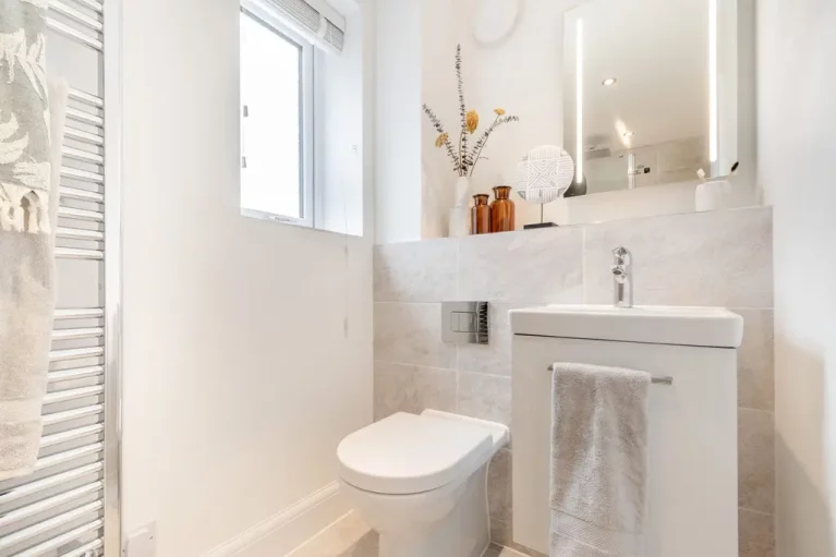 Image carousel 3556946 1773014820