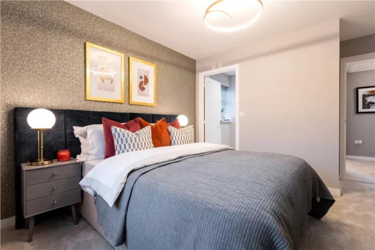 Image carousel 3557681 1773023267