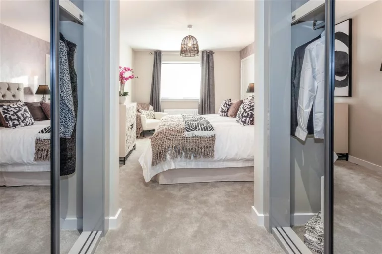 Image carousel 3558826 1773281849