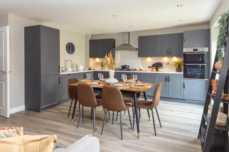 Image carousel 3560051 1773370879