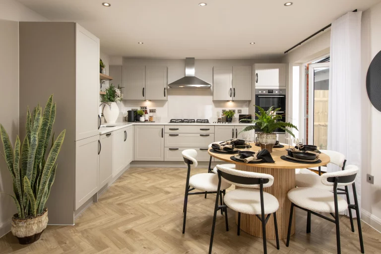 Image carousel 3560056 1773370879