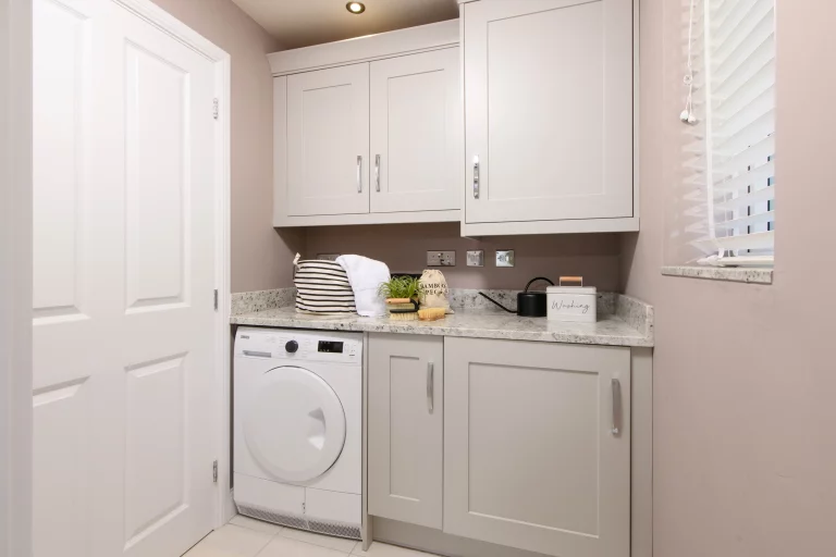 Image carousel 3564701 1773975797