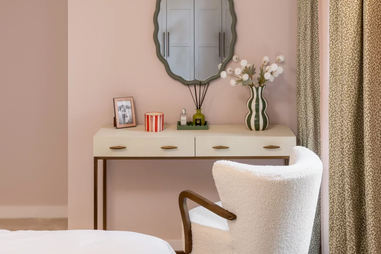 Image carousel 3569241 1774667041