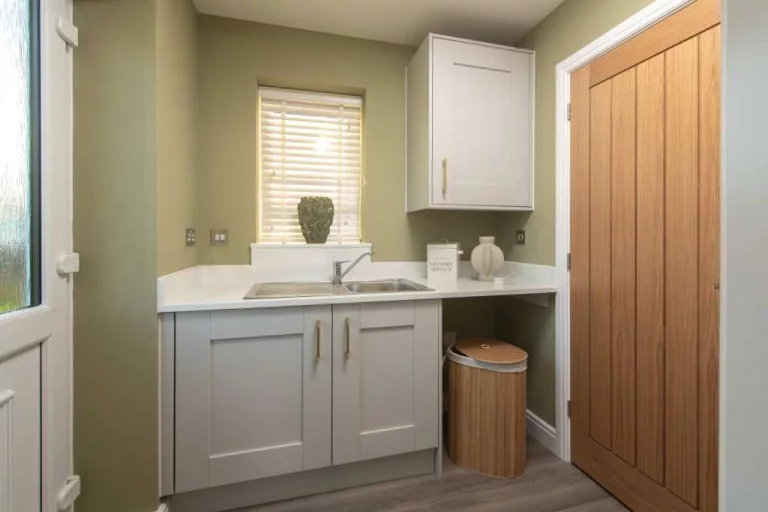 Image carousel 3572891 1775613671