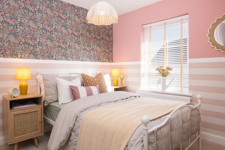 Image carousel 3573031 1775617309