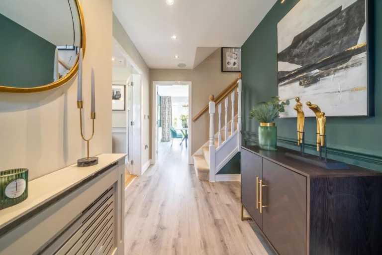 Image carousel 3576806 1776229264