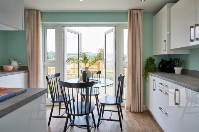 Property box 2812027 1718718209