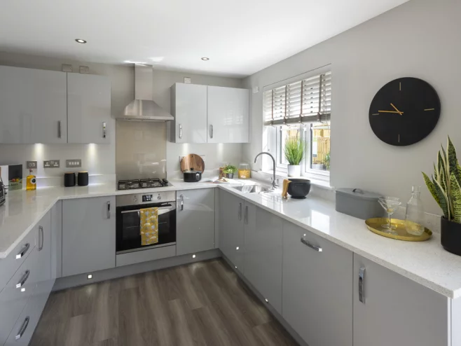 Property box 2812105 1718718209