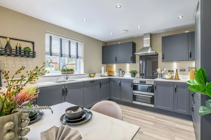 Property box 3220466 1742526178