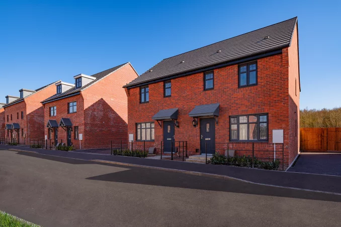 Property box 3224656 1742958132