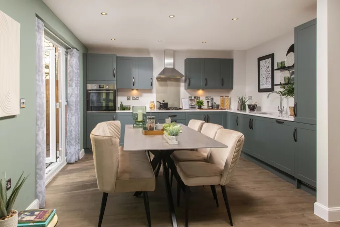 Property box 3312961 1750903328