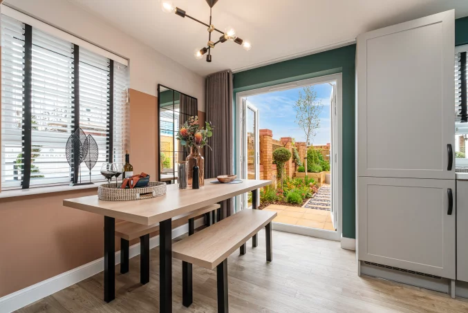 Property box 3316316 1751335430