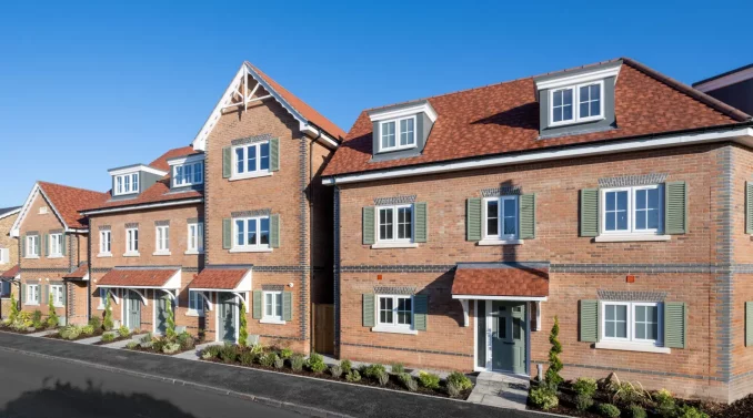 Property box 3326311 1752427435