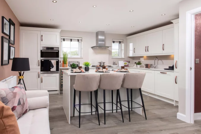 Property box 3464281 1757296988