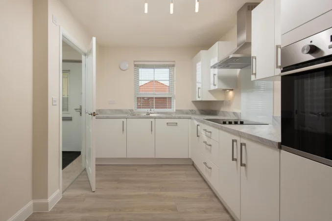 Property box 3507776 1763521340