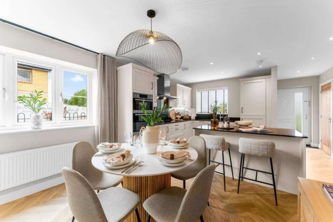 Property box 3510921 1764295284