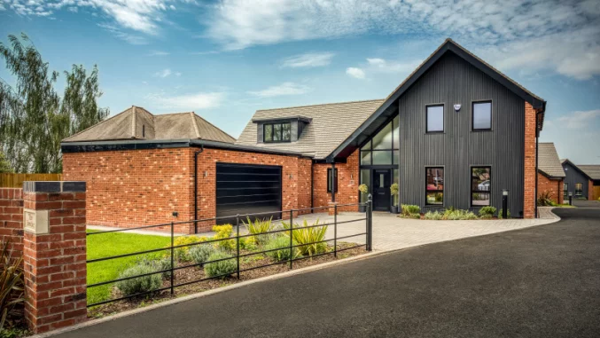 Property box 3515251 1765124100