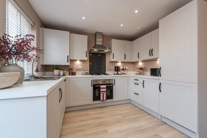 Property box 3605976 1780974101