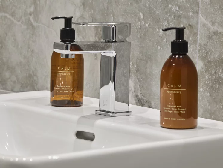 Image carousel 3097571 1762167235