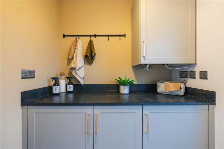 Image carousel 3112341 1770689756