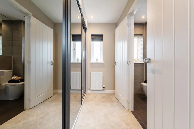 Image carousel 3112556 1770689782