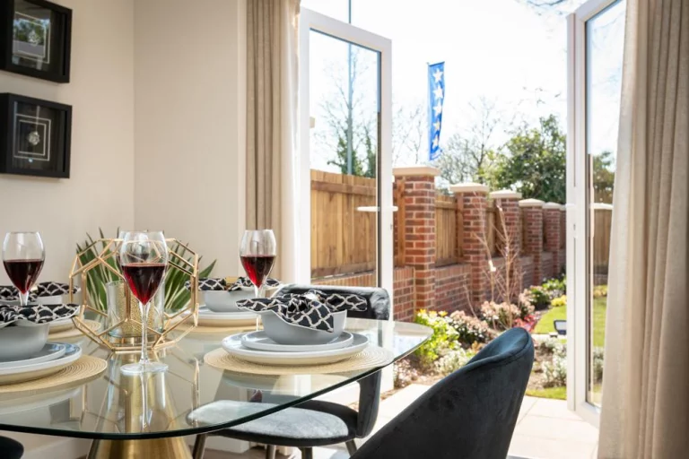 Image carousel 3175766 1773886285