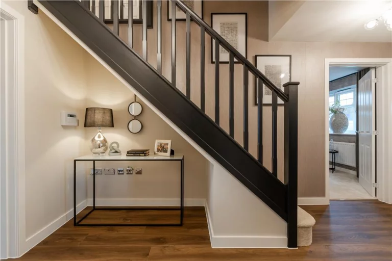 Image carousel 3200841 1765419319