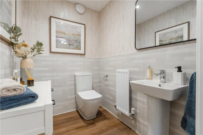 Image carousel 3200866 1765419321