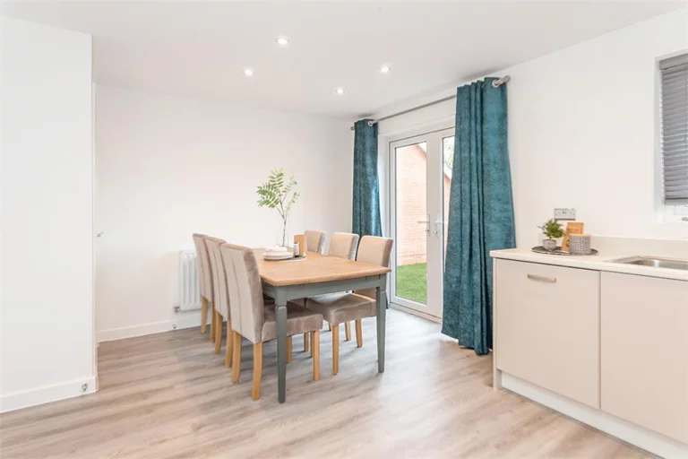 Image carousel 3203476 1740881139