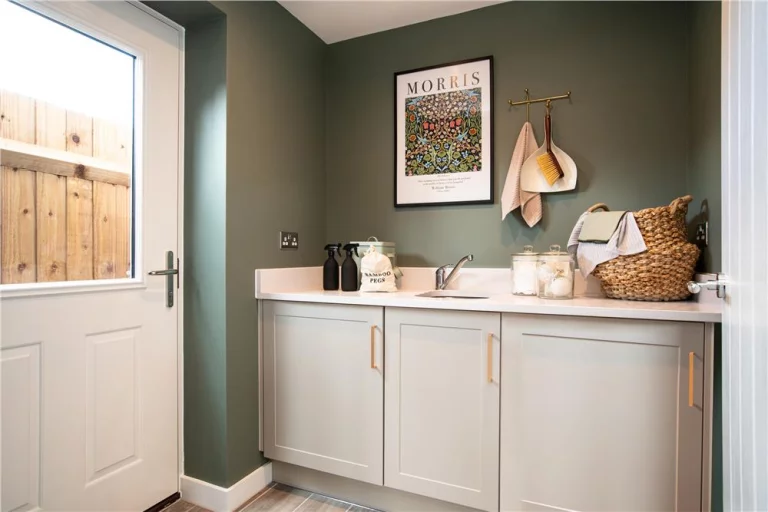 Image carousel 3221941 1773367682