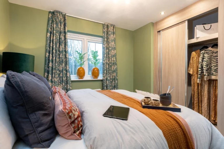 Image carousel 3234661 1775701222