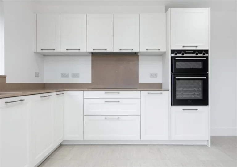 Image carousel 3243916 1745082127