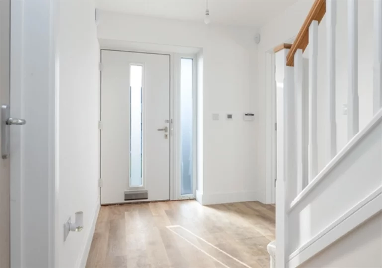 Image carousel 3243931 1745082157