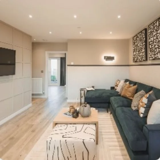 Image carousel 3244826 1745252333