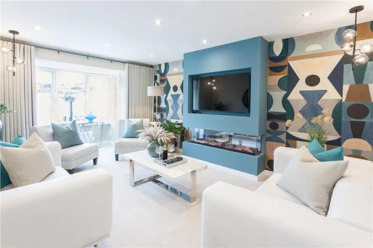 Image carousel 3280421 1775700412