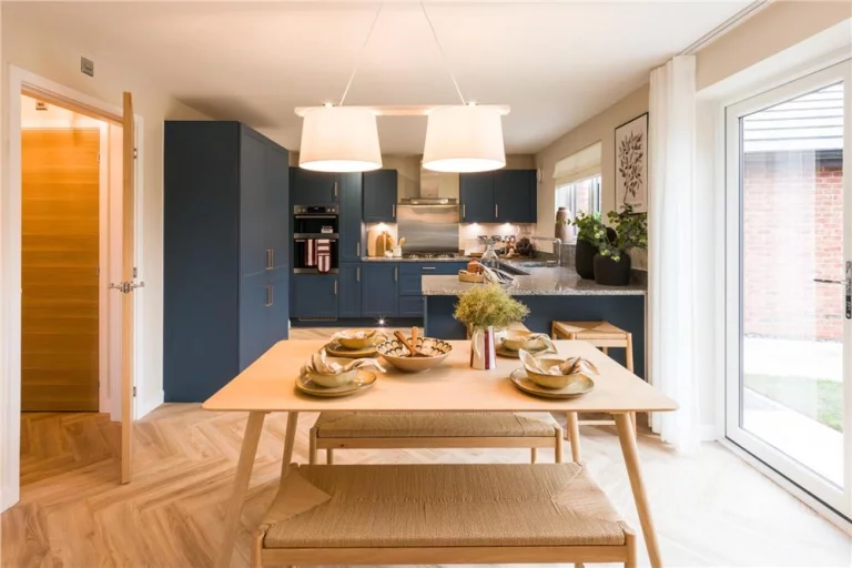 Image carousel 3280966 1775701130