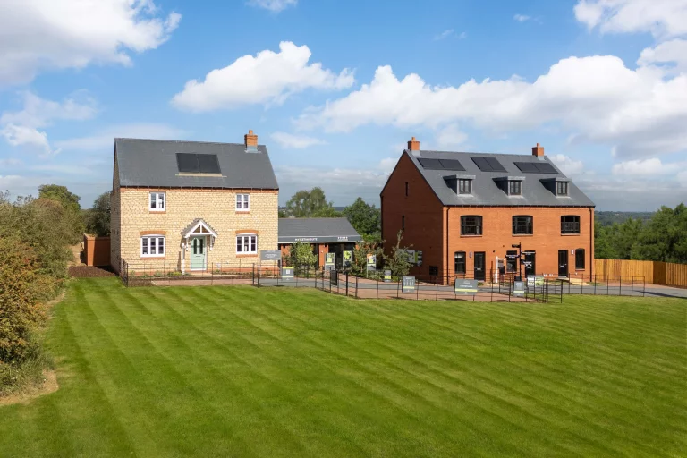 Image carousel 3403066 1755309636