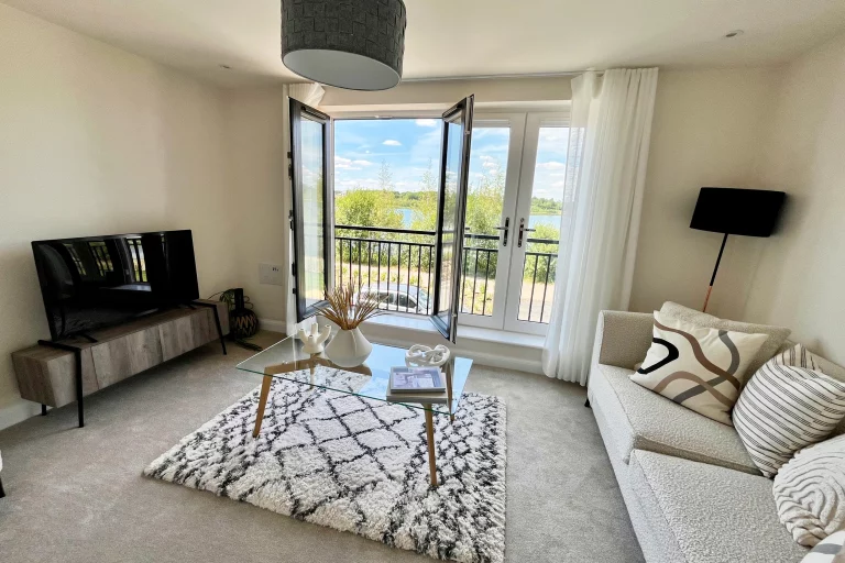 Image carousel 3455716 1755914640