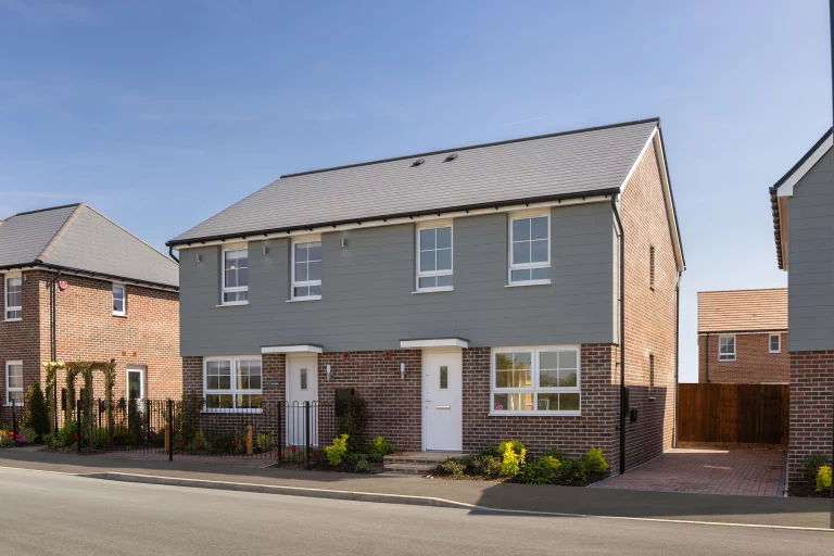 Image carousel 3474996 1758765670