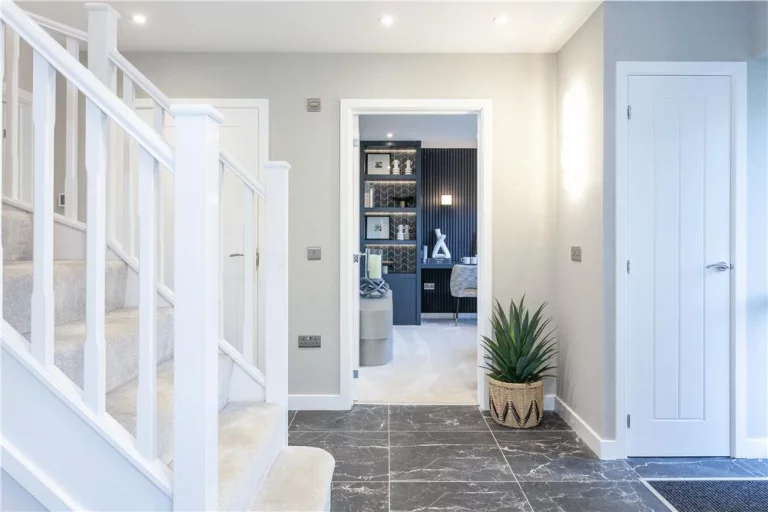 Image carousel 3477316 1769479579