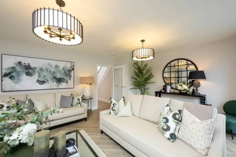 Image carousel 3477971 1764066151