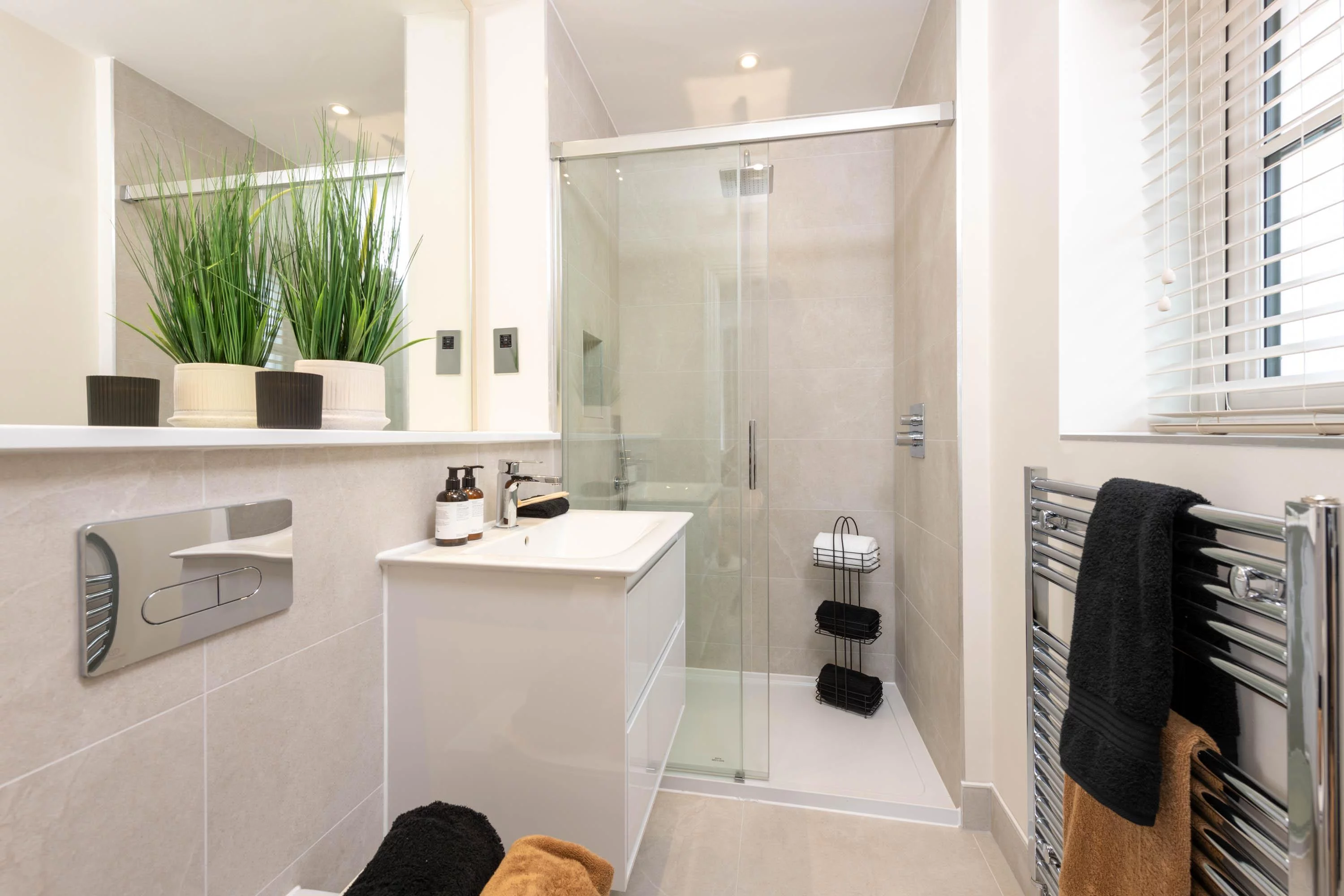 Image carousel 3488206 1760622601