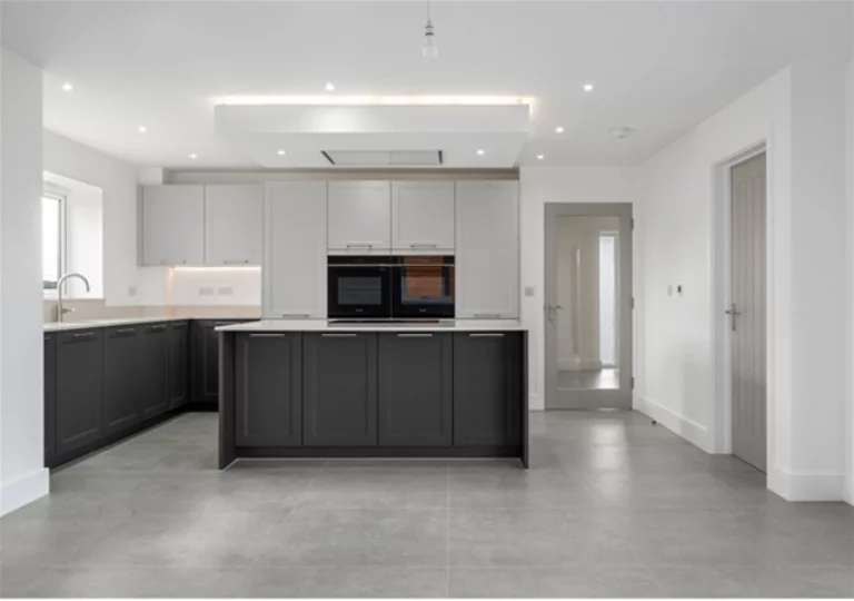 Image carousel 3491456 1760897257