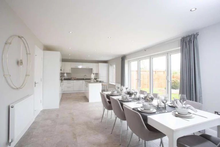 Image carousel 3493386 1761271293