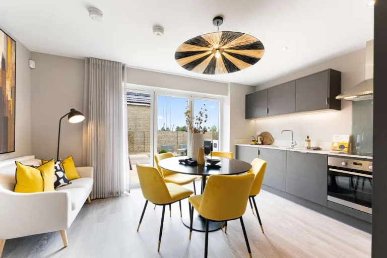 Image carousel 3495491 1761616894