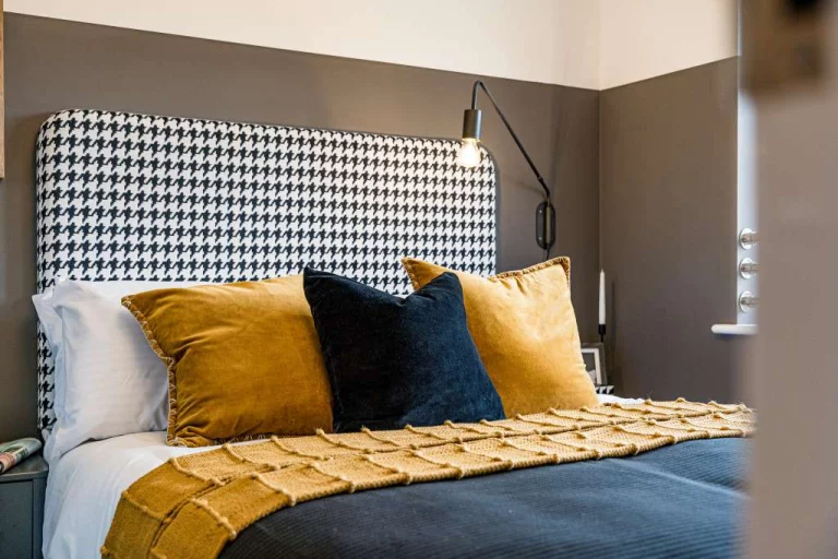 Image carousel 3495621 1761616895