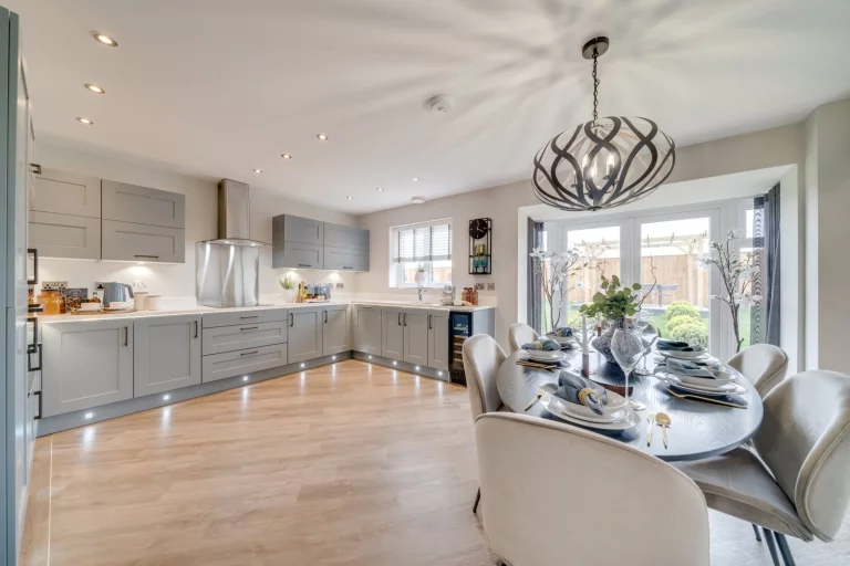 Image carousel 3496581 1761714055